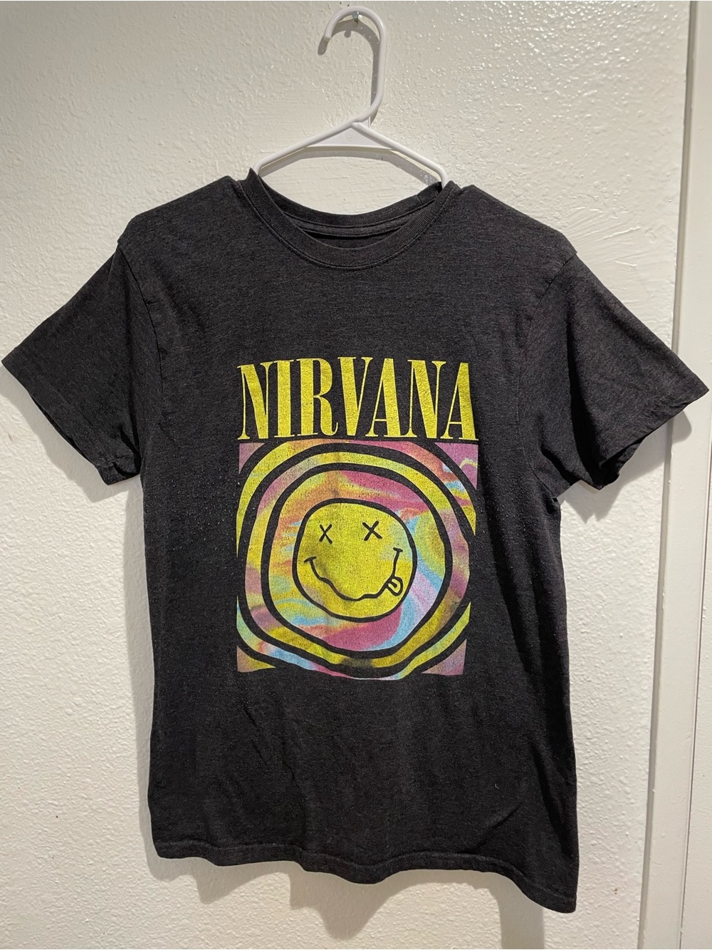 🔥 Nirvana Dazed Smile Graphic Band Tee 🌀 Large Charcoal 90s Grunge